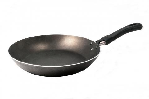 Frying pan. The Thai for "frying pan" is "กระทะ".