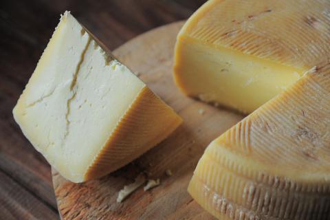 Cheese. The Croatian for "cheese" is "sir". Cheese. The Croatian for "cheese" is "sir".