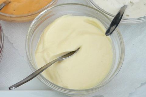 Mayonnaise. The Croatian for "mayonnaise" is "majoneza". Mayonnaise. The Croatian for "mayonnaise" is "majoneza".