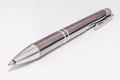 Pen. The Croatian for "pen" is "penkala".