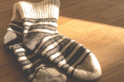 Socks. The Dutch for "socks" is "sokken". Socks. The Dutch for "socks" is "sokken".