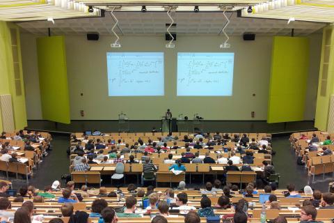 Lecture. The Dutch for "lecture" is "college". Lecture. The Dutch for "lecture" is "college".