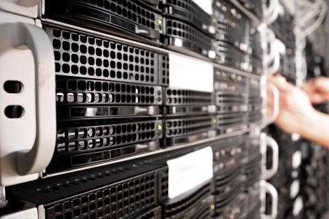 Database. The Dutch for "database" is "database". Database. The Dutch for "database" is "database".