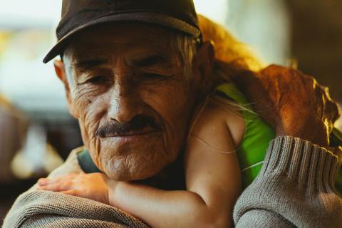 The grandfather. The Dutch for "the grandfather" is "de grootvader". The grandfather. The Dutch for "the grandfather" is "de grootvader".