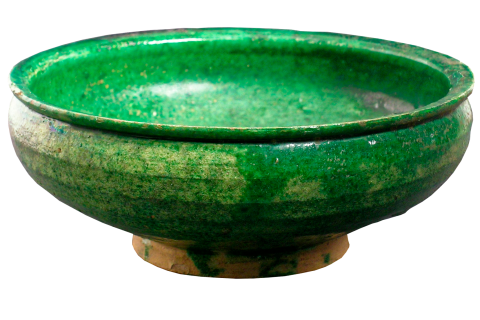 Large bowl; platter. The Dutch for "large bowl; platter" is "schaal". Large bowl; platter. The Dutch for "large bowl; platter" is "schaal".