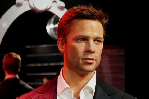 Celebrity. The Dutch for "celebrity" is "beroemdheid".