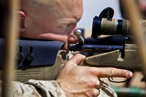 Sniper. The Dutch for "sniper" is "sluipschutter". Sniper. The Dutch for "sniper" is "sluipschutter".