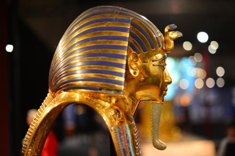 Pharaoh. The Dutch for "pharaoh" is "farao". Pharaoh. The Dutch for "pharaoh" is "farao".