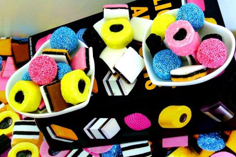 Liquorice. The Dutch for "liquorice" is "zoethout". Liquorice. The Dutch for "liquorice" is "zoethout".