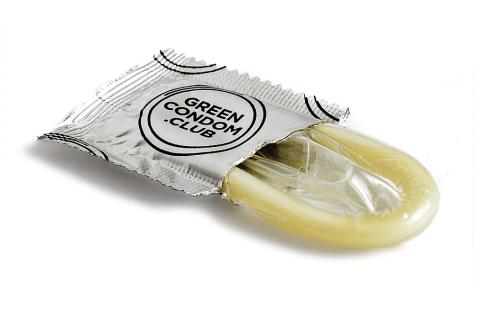 Condom. The Dutch for "condom" is "condoom". Condom. The Dutch for "condom" is "condoom".