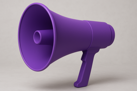 A huge purple megaphone. The Dutch for "a huge purple megaphone" is "een enorme paarse megafoon". A huge purple megaphone. The Dutch for "a huge purple megaphone" is "een enorme paarse megafoon".