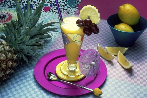 Fruit juice. The French for "fruit juice" is "jus de fruits". Fruit juice. The French for "fruit juice" is "jus de fruits".