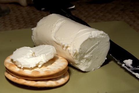 Goat cheese. The French for "goat cheese" is "chèvre". Goat cheese. The French for "goat cheese" is "chèvre".