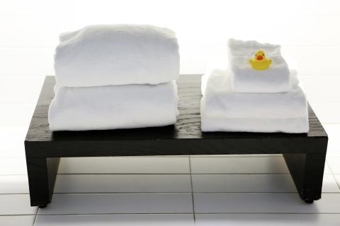 Towel. The French for "towel" is "serviette". Towel. The French for "towel" is "serviette".