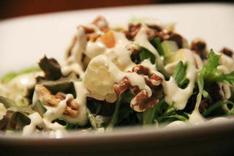 The French dressing; the vinaigrette. The French for "the French dressing; the vinaigrette" is "la vinaigrette".