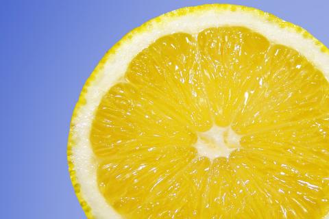 A lemon. The French for "a lemon" is "un citron". A lemon. The French for "a lemon" is "un citron".