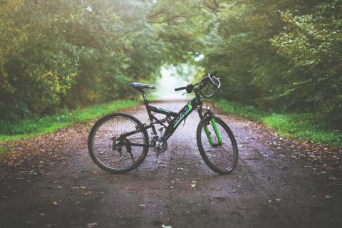 Mountain bike. The French for "mountain bike" is "VTT". Mountain bike. The French for "mountain bike" is "VTT".