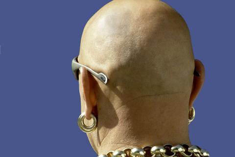 Bald. The French for "bald" is "chauve". Bald. The French for "bald" is "chauve".