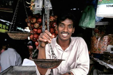 A merchant; a seller. The French for "a merchant; a seller" is "un marchand". A merchant; a seller. The French for "a merchant; a seller" is "un marchand".