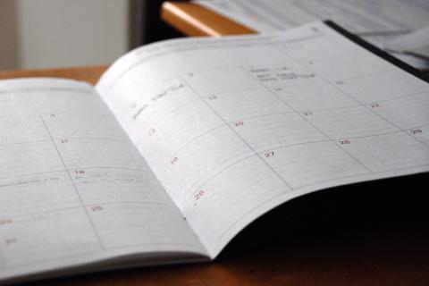 A schedule. The French for "a schedule" is "un emploi du temps". A schedule. The French for "a schedule" is "un emploi du temps".