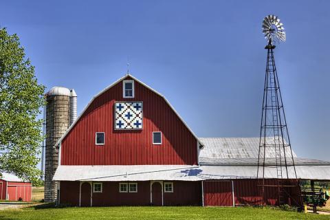 Farm. The French for "farm" is "ferme".