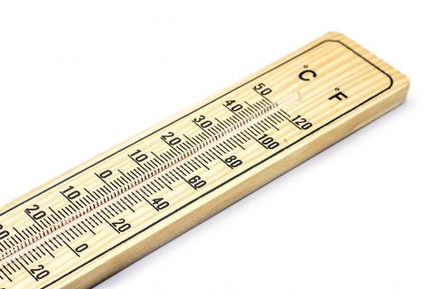 The temperature. The French for "the temperature" is "la température". The temperature. The French for "the temperature" is "la température".