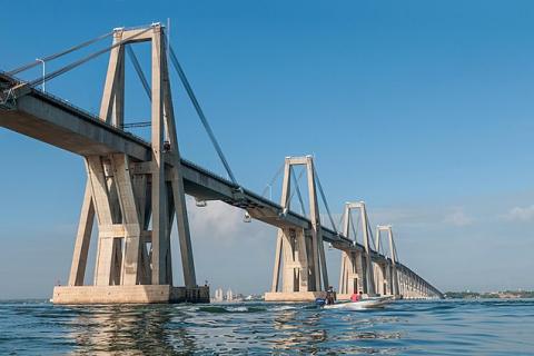 Bridge. The Pandunia for "bridge" is "kio". Bridge. The Pandunia for "bridge" is "kio".