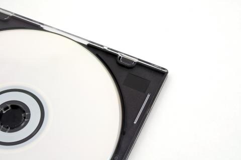 CD. The Thai for "CD" is "ซีดี". CD. The Thai for "CD" is "ซีดี".