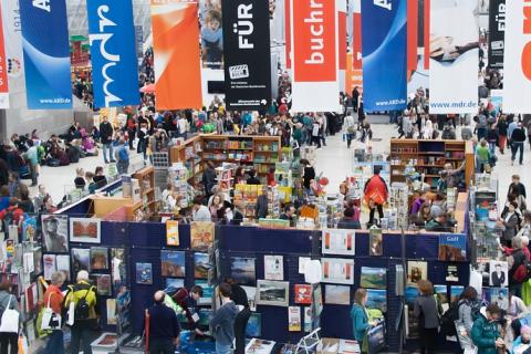 Fair; expo. The Thai for "fair; expo" is "งานแสดงสินค้า". Fair; expo. The Thai for "fair; expo" is "งานแสดงสินค้า".
