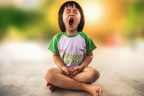 To be sleepy. The Thai for "to be sleepy" is "ง่วงนอน". To be sleepy. The Thai for "to be sleepy" is "ง่วงนอน".