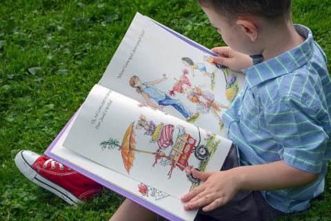 Picture book. The Thai for "picture book" is "หนังสือภาพ". Picture book. The Thai for "picture book" is "หนังสือภาพ".