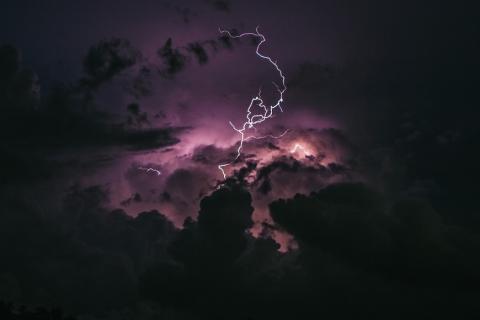 Dark clouds. The Thai for "dark clouds" is "เมฆดำ". Dark clouds. The Thai for "dark clouds" is "เมฆดำ".