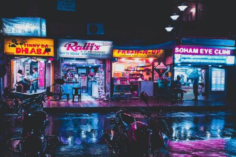 Shop; store (formal long form). The Thai for "shop; store (formal long form)" is "ร้านค้า". Shop; store (formal long form). The Thai for "shop; store (formal long form)" is "ร้านค้า".