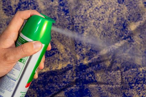 Spray. The Thai for "spray" is "สเปรย์". Spray. The Thai for "spray" is "สเปรย์".