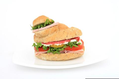 A ham sandwich. The Thai for "a ham sandwich" is "แซนด์วิชแฮม". A ham sandwich. The Thai for "a ham sandwich" is "แซนด์วิชแฮม".