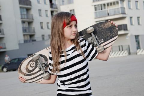 A girl and a skateboard. The Thai for "a girl and a skateboard" is "เด็กผู้หญิงและสเก็ตบอร์ด". A girl and a skateboard. The Thai for "a girl and a skateboard" is "เด็กผู้หญิงและสเก็ตบอร์ด".