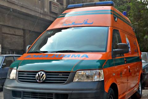 An orange ambulance. The Thai for "an orange ambulance" is "รถพยาบาลสีส้ม". An orange ambulance. The Thai for "an orange ambulance" is "รถพยาบาลสีส้ม".