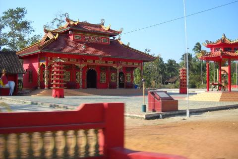 A chinese temple. The Thai for "a chinese temple" is "วัดจีน". A chinese temple. The Thai for "a chinese temple" is "วัดจีน".