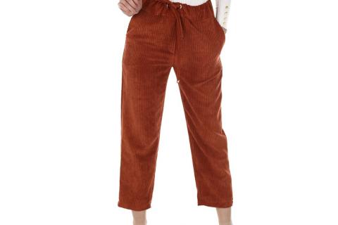 Brown trousers. The Thai for "brown trousers" is "กางเกงสีน้ำตาล". Brown trousers. The Thai for "brown trousers" is "กางเกงสีน้ำตาล".