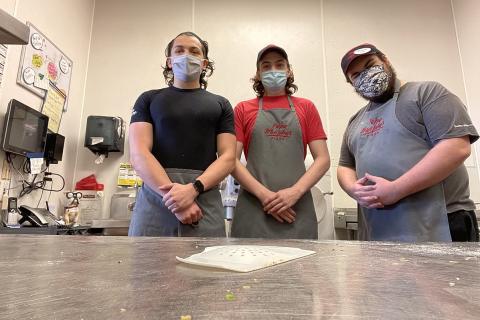 Three male employees. The Thai for "three male employees" is "ลูกจ้างชายสามคน". Three male employees. The Thai for "three male employees" is "ลูกจ้างชายสามคน".
