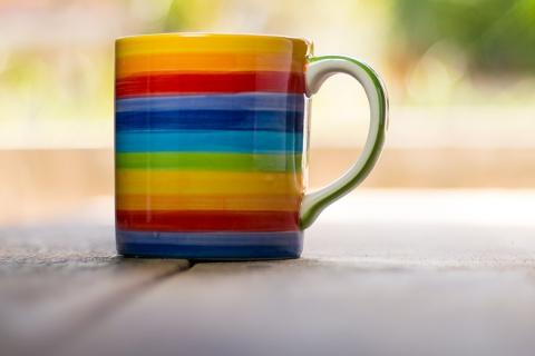 A rainbow cup. The Thai for "a rainbow cup" is "ถ้วยสีรุ้ง". A rainbow cup. The Thai for "a rainbow cup" is "ถ้วยสีรุ้ง".