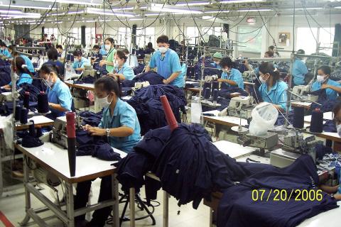 A garment factory. The Thai for "a garment factory" is "โรงงานผลิตเสื้อผ้า". A garment factory. The Thai for "a garment factory" is "โรงงานผลิตเสื้อผ้า".