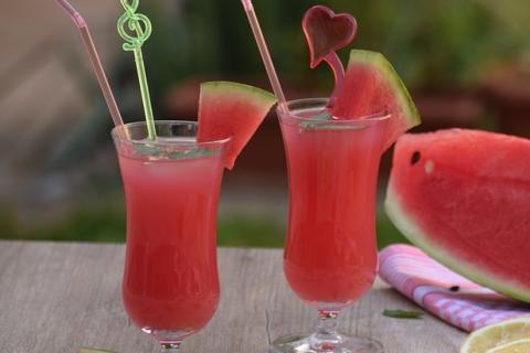 Watermelon juice. The Thai for "watermelon juice" is "น้ำแตงโม". Watermelon juice. The Thai for "watermelon juice" is "น้ำแตงโม".