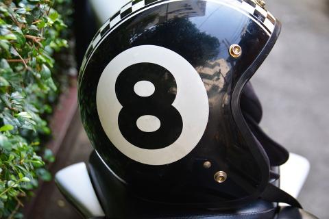 Helmet. The Thai for "helmet" is "หมวกกันน็อก". Helmet. The Thai for "helmet" is "หมวกกันน็อก".