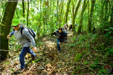 Trekking; hiking. The Thai for "trekking; hiking" is "การเดินป่า". Trekking; hiking. The Thai for "trekking; hiking" is "การเดินป่า".