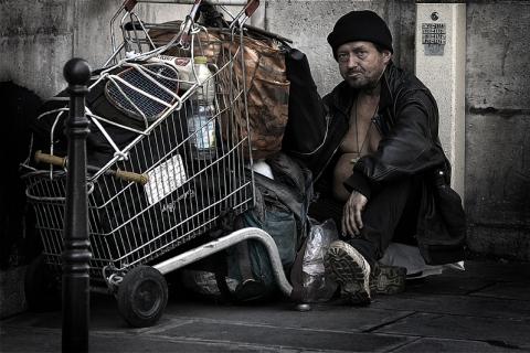 Homeless person. The Thai for "homeless person" is "คนไร้บ้าน". Homeless person. The Thai for "homeless person" is "คนไร้บ้าน".