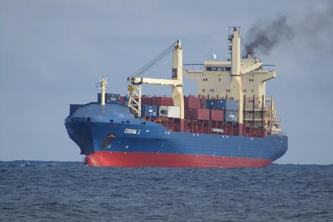 Cargo ship; freighter. The Thai for "cargo ship; freighter" is "เรือบรรทุกสินค้า". Cargo ship; freighter. The Thai for "cargo ship; freighter" is "เรือบรรทุกสินค้า".