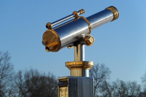 Telescope. The Thai for "telescope" is "กล้องดูดาว". Telescope. The Thai for "telescope" is "กล้องดูดาว".