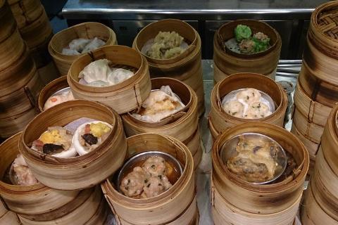 Dim sum. The Thai for "dim sum" is "ติ่มซำ". Dim sum. The Thai for "dim sum" is "ติ่มซำ".