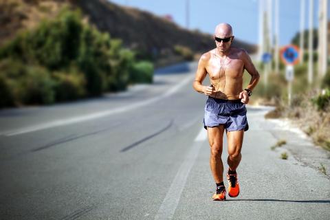 To jog. The Thai for "to jog" is "วิ่งจ็อกกิ้ง". To jog. The Thai for "to jog" is "วิ่งจ็อกกิ้ง".